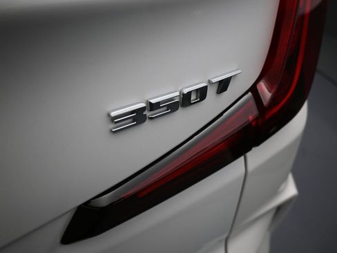 Used 2024 Cadillac XT4 Luxury w/ Cold Weather Package image 42