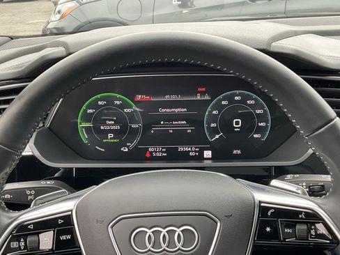 Used 2019 Audi e-tron Prestige w/ Prestige Package image 41