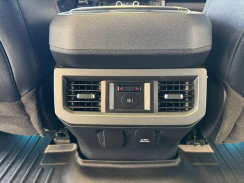Used 2023 Ford F350 Lariat w/ Lariat Ultimate Package AWD/4WD image 28