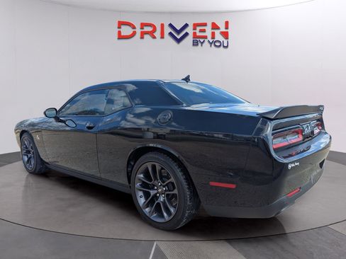 Used 2023 Dodge Challenger R/T Scat Pack w/ Plus Package image 3