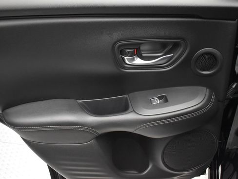 Used 2024 Honda HR-V EX-L image 32