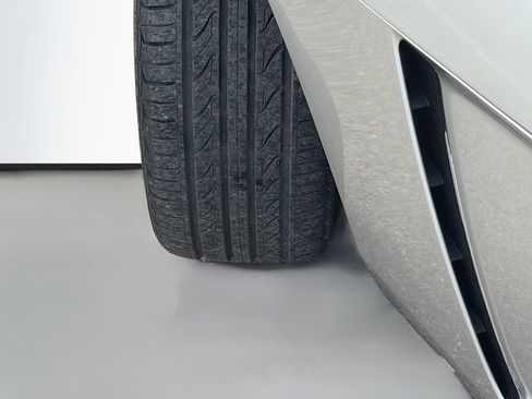 Used 2007 Saturn Sky image 33