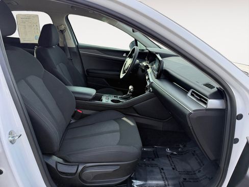 Used 2022 Kia K5 LXS image 19