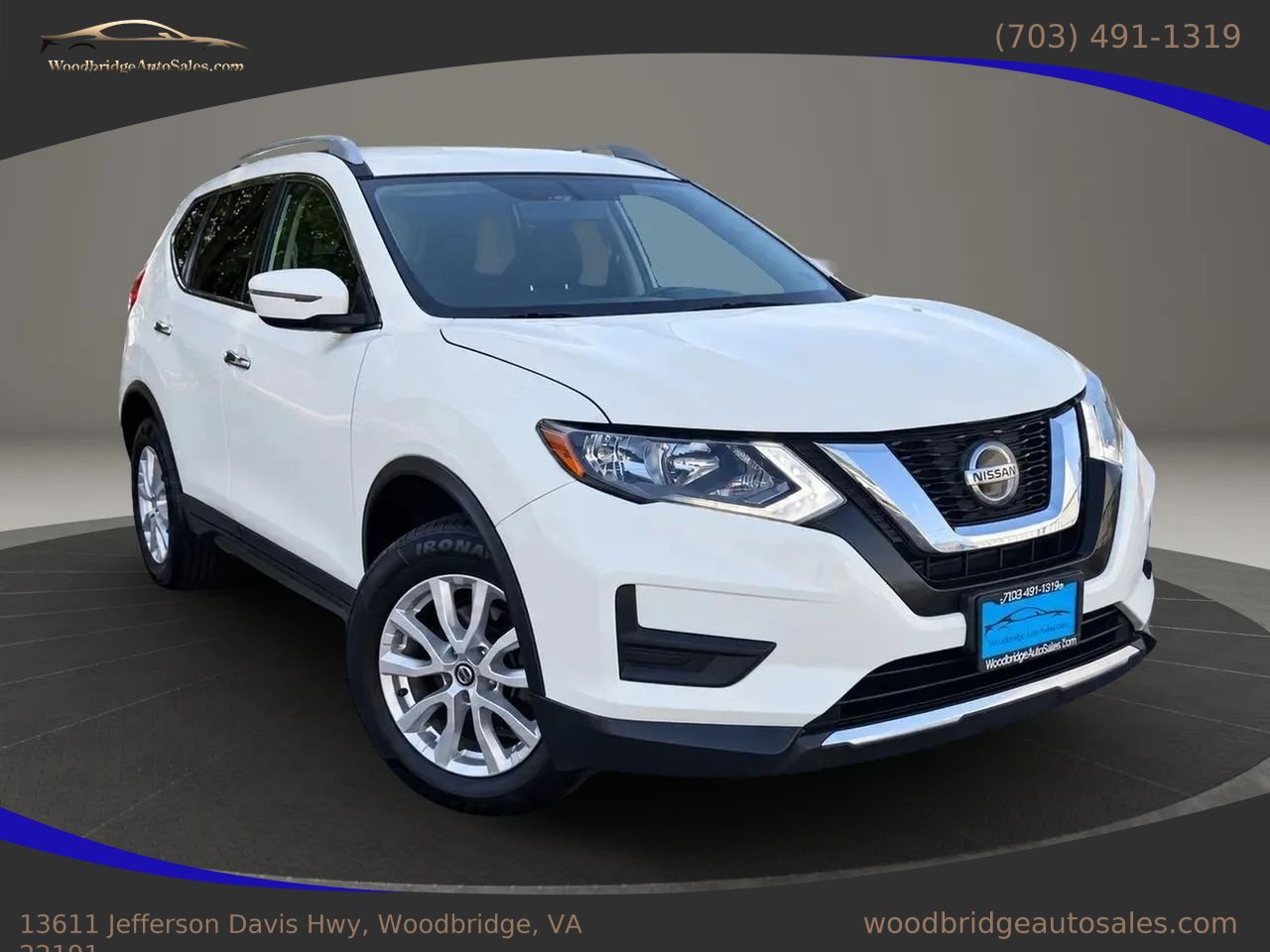 Used 2018 Nissan Rogue SV AWD/4WD image 1