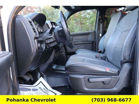 Used 2024 RAM 2500 Tradesman w/ Chrome Appearance Group image 24