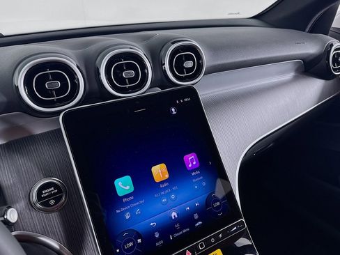 New 2026 Mercedes-Benz GLC 300 image 19