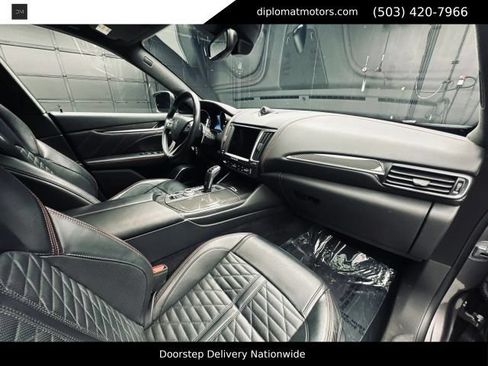 Used 2019 Maserati Levante GranSport AWD/4WD image 19