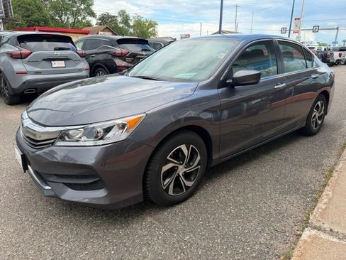 Used 2016 Honda Accord LX image 3