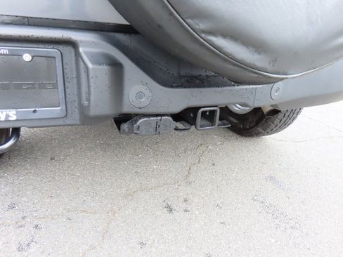 Used 2024 Ford Bronco Outer Banks image 8