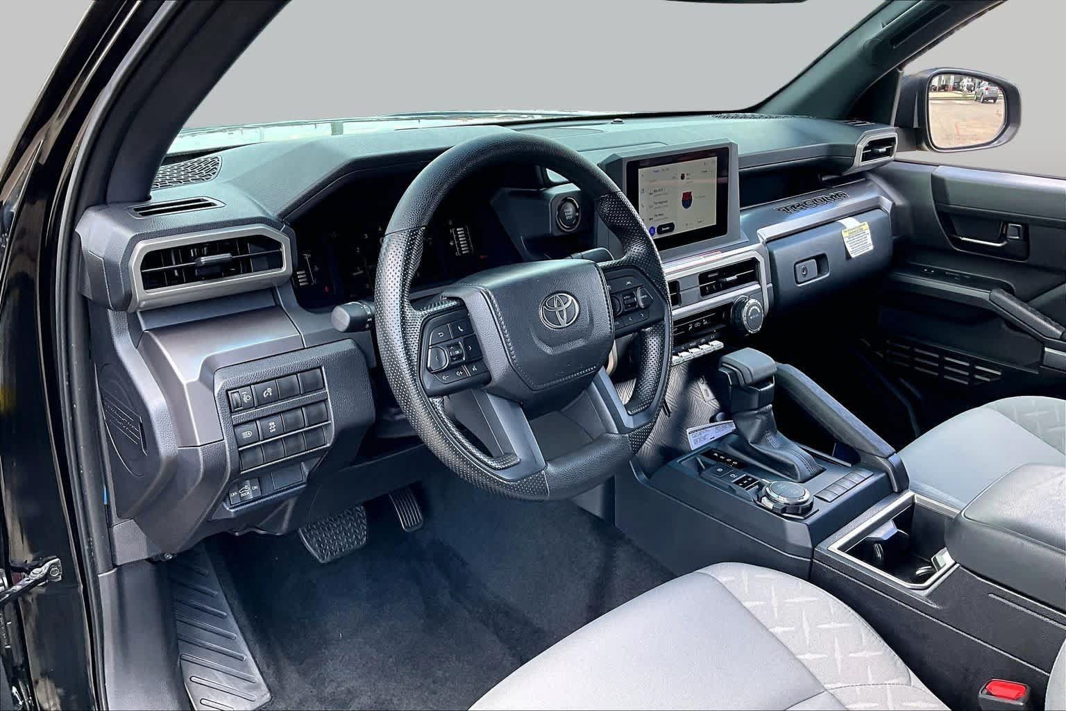 Used 2026 Toyota Tacoma SR5 AWD/4WD image 18