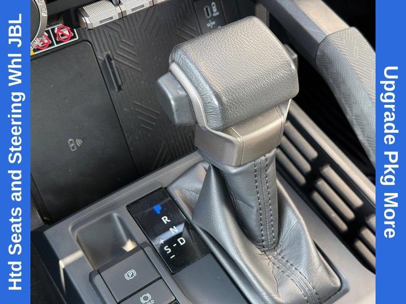Used 2024 Toyota Tacoma SR5 AWD/4WD image 27