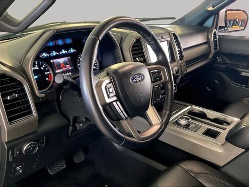 Used 2021 Ford Expedition XLT RWD image 15