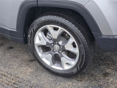Used 2020 Jeep Compass Limited AWD/4WD image 16