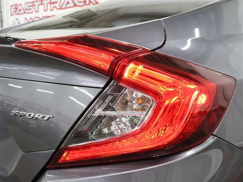 Used 2020 Honda Civic Sport image 12