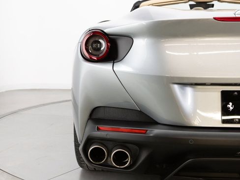 Certified 2019 Ferrari Portofino image 36