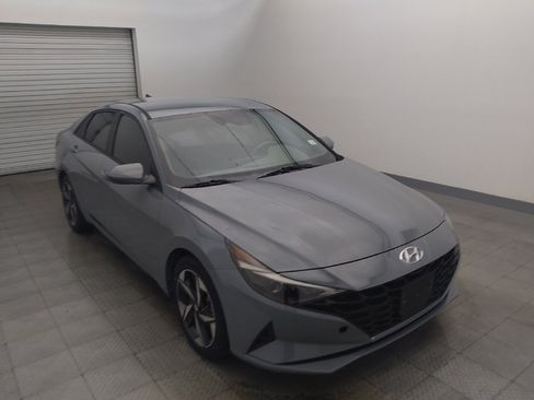 Used 2023 Hyundai Elantra SEL w/ Convenience Package FWD image 13