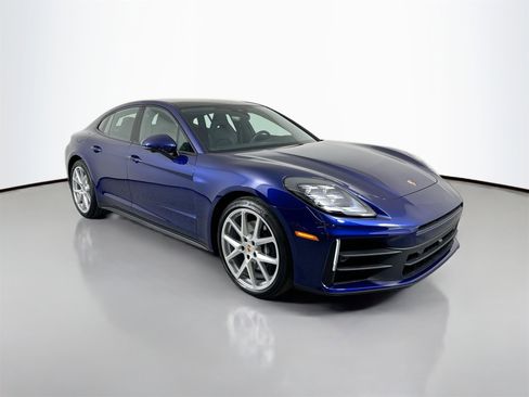 Certified 2026 Porsche Panamera 4 image 9