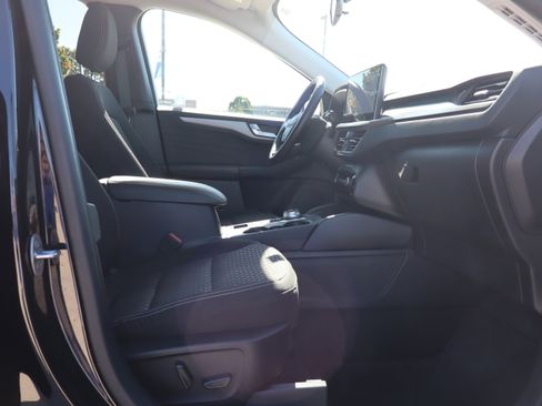 Used 2023 Ford Escape Active w/ Tech Pack #2 image 13