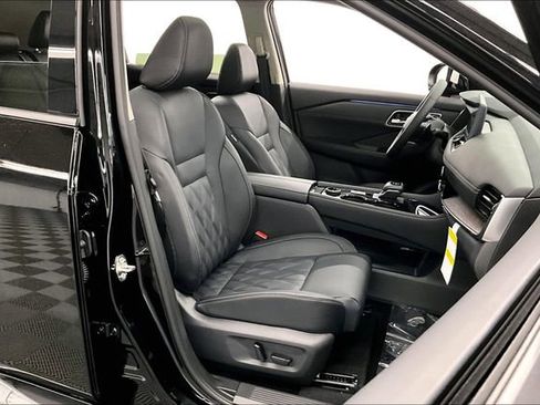 New 2026 Nissan Rogue Platinum w/ Platinum Premium Package image 37