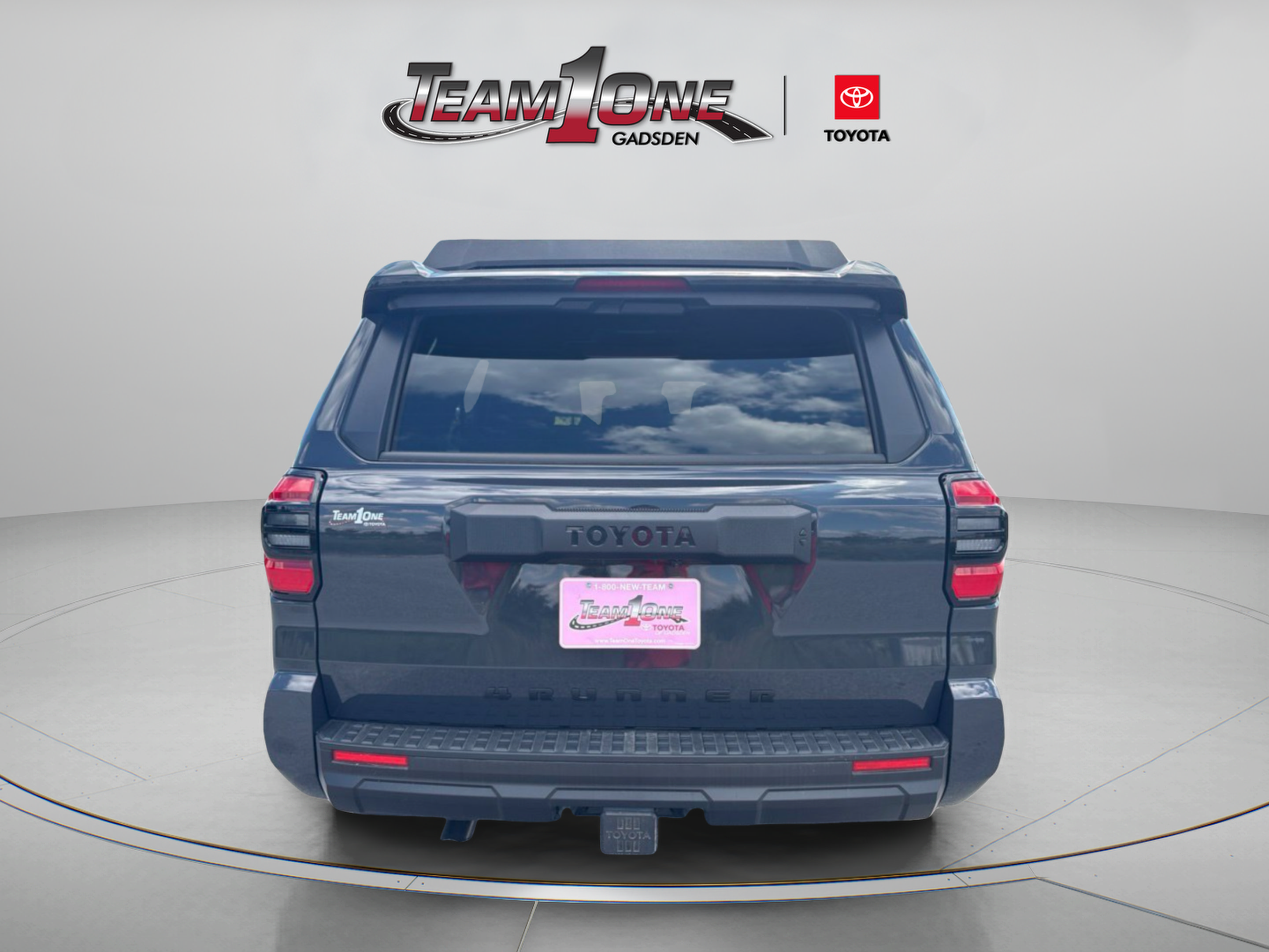 Used 2025 Toyota 4Runner SR5 AWD/4WD image 6