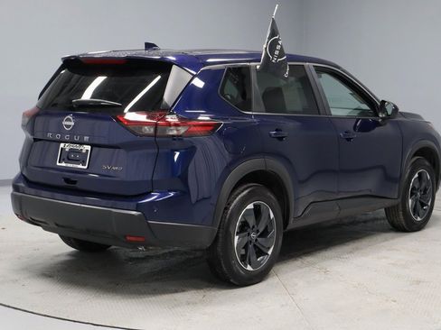 Certified 2024 Nissan Rogue SV image 13