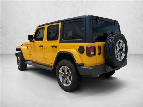 Used 2021 Jeep Wrangler Unlimited Sahara AWD/4WD image 7
