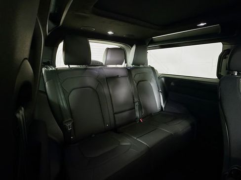 New 2026 Land Rover Defender 90 V8 AWD/4WD image 29