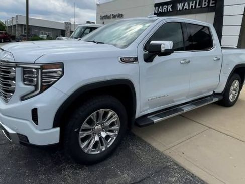 New 2026 GMC Sierra 1500 Denali w/ Technology Package AWD/4WD image 6