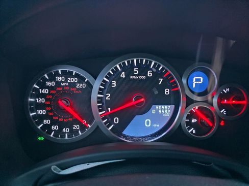 Used 2015 Nissan GT-R Black Edition image 11