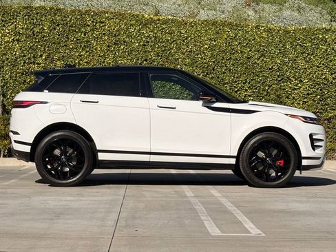 Used 2022 Land Rover Range Rover Evoque R-Dynamic SE image 10