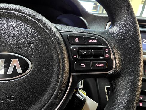 Used 2016 Kia Optima LX image 29