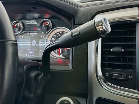 Used 2018 RAM 2500 Laramie AWD/4WD image 16