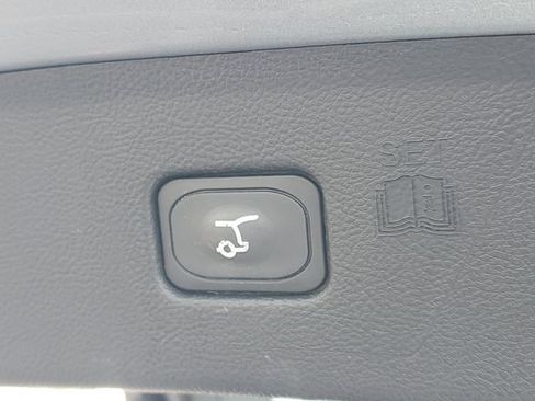 Used 2023 Ford Edge ST-Line AWD/4WD image 8