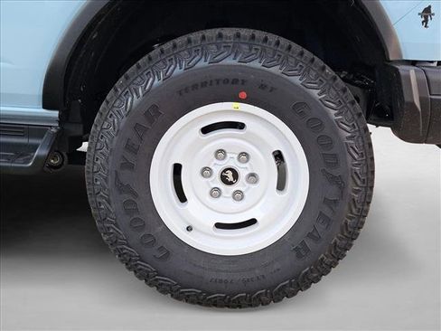 New 2025 Ford Bronco Heritage Edition image 10