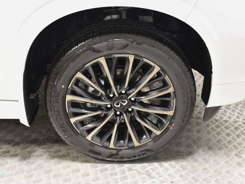 New 2026 INFINITI QX80 Autograph w/ Premium Cargo Package image 32