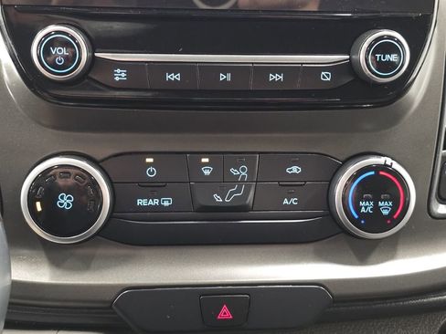 Used 2020 Ford Transit 350 XLT image 47