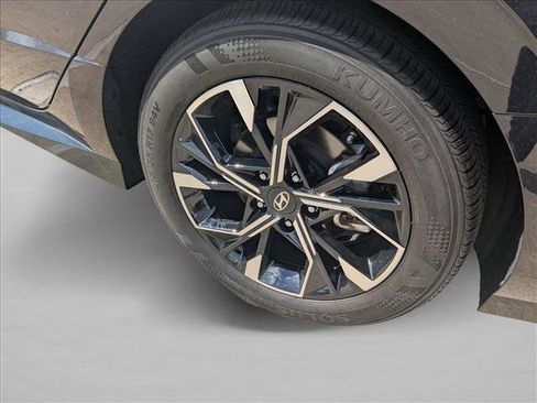 Used 2025 Hyundai Sonata SEL image 21