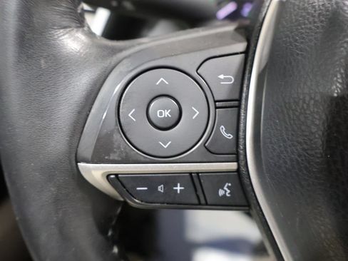 Used 2022 Toyota Camry XLE w/ Cold Weather Package FWD image 32