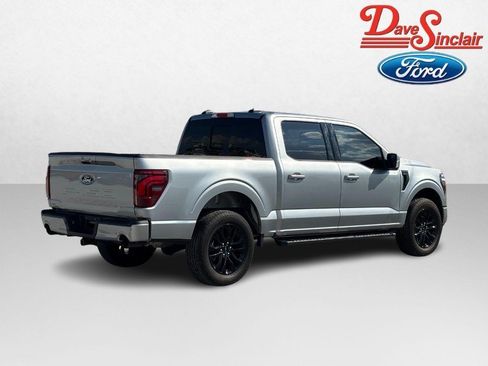 Used 2025 Ford F150 Lariat w/ Equipment Group 501A Mid AWD/4WD image 7