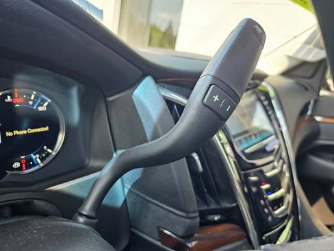 Used 2018 Cadillac Escalade Premium Luxury w/ LPO, Radiant Package AWD/4WD image 33