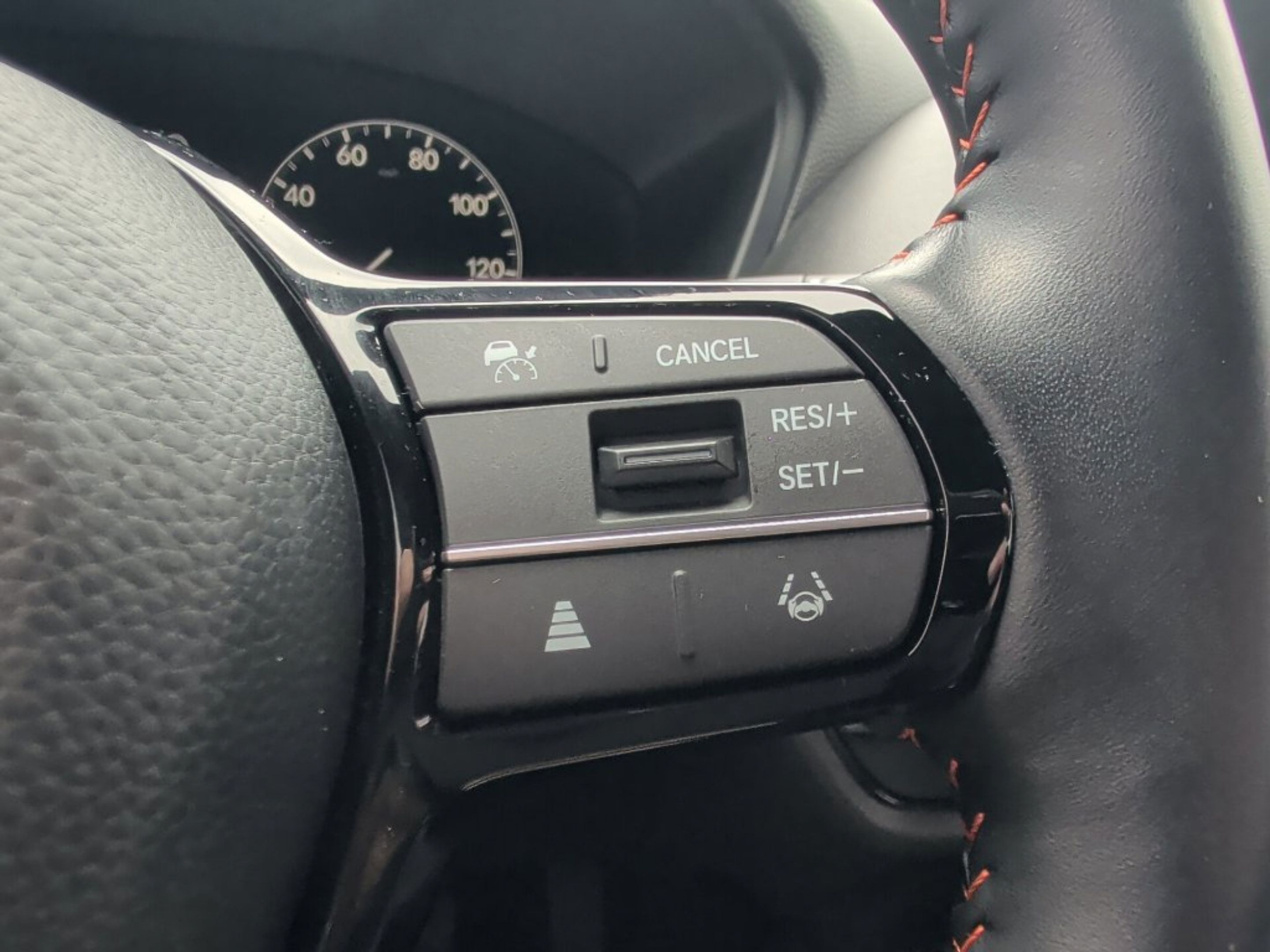 Used 2025 Honda HR-V Sport image 19