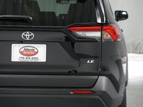 Certified 2025 Toyota RAV4 LE image 10
