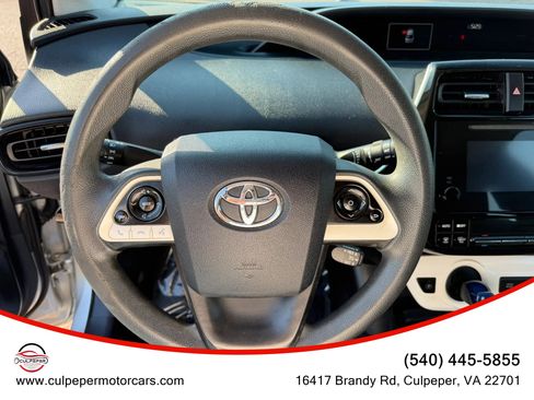 Used 2016 Toyota Prius Two FWD image 16