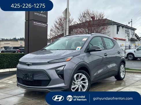 Used 2023 Chevrolet Bolt EUV LT FWD image 1