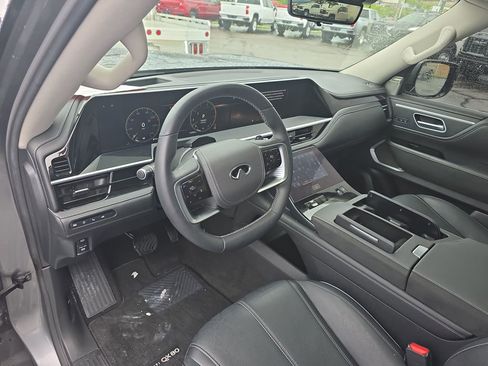 Used 2025 INFINITI QX80 Sensory w/ Exterior Package AWD/4WD image 29
