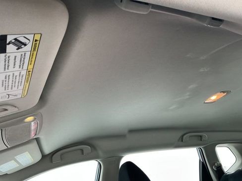 Used 2014 Nissan Rogue S image 34