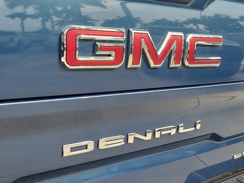 Used 2025 GMC Sierra 1500 Denali w/ Denali Reserve Package AWD/4WD image 10