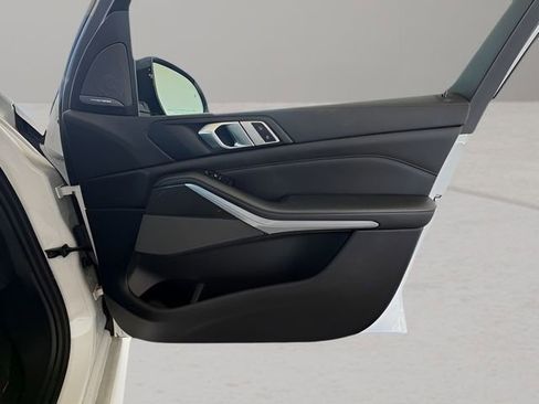 Certified 2023 BMW X5 M50i w/ Executive Package image 38