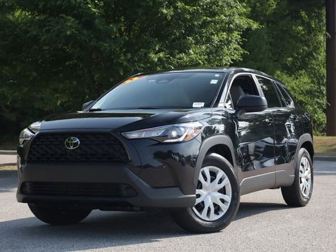 Used 2023 Toyota Corolla Cross L FWD image 1