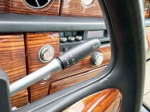 Used 2009 Rolls-Royce Phantom Drophead Coupe RWD image 15